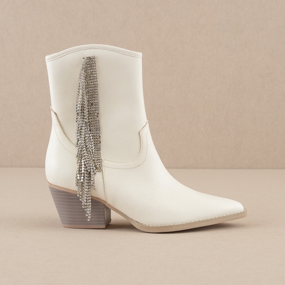 Oasis Society The Rowan White Rhinestone Fringe Cowboy Boot Size 9